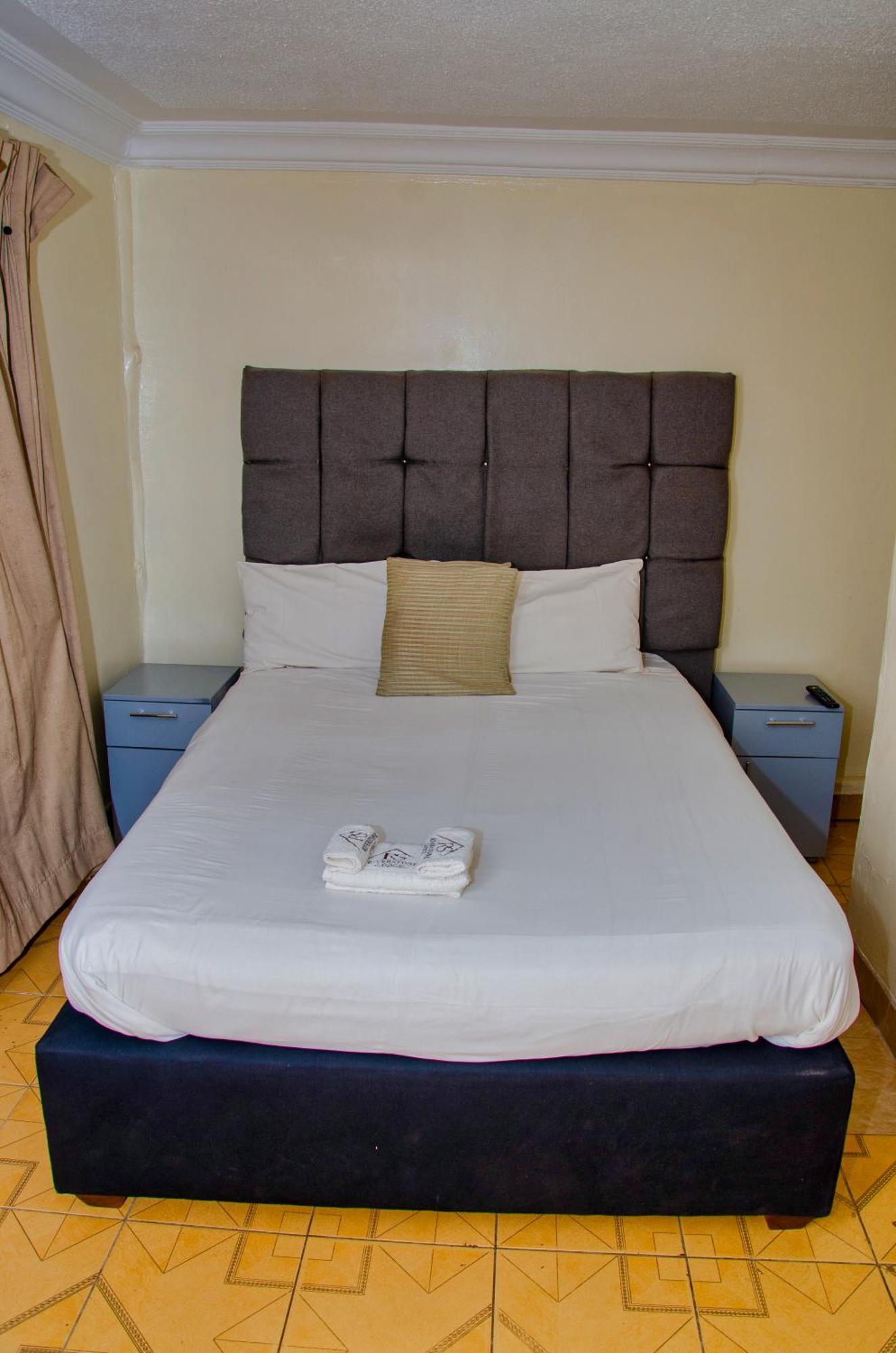 Riverstone Guest Lodge Harare Esterno foto