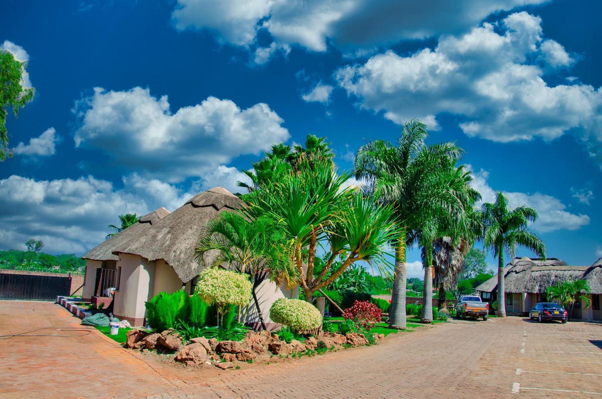 Riverstone Guest Lodge Harare Esterno foto