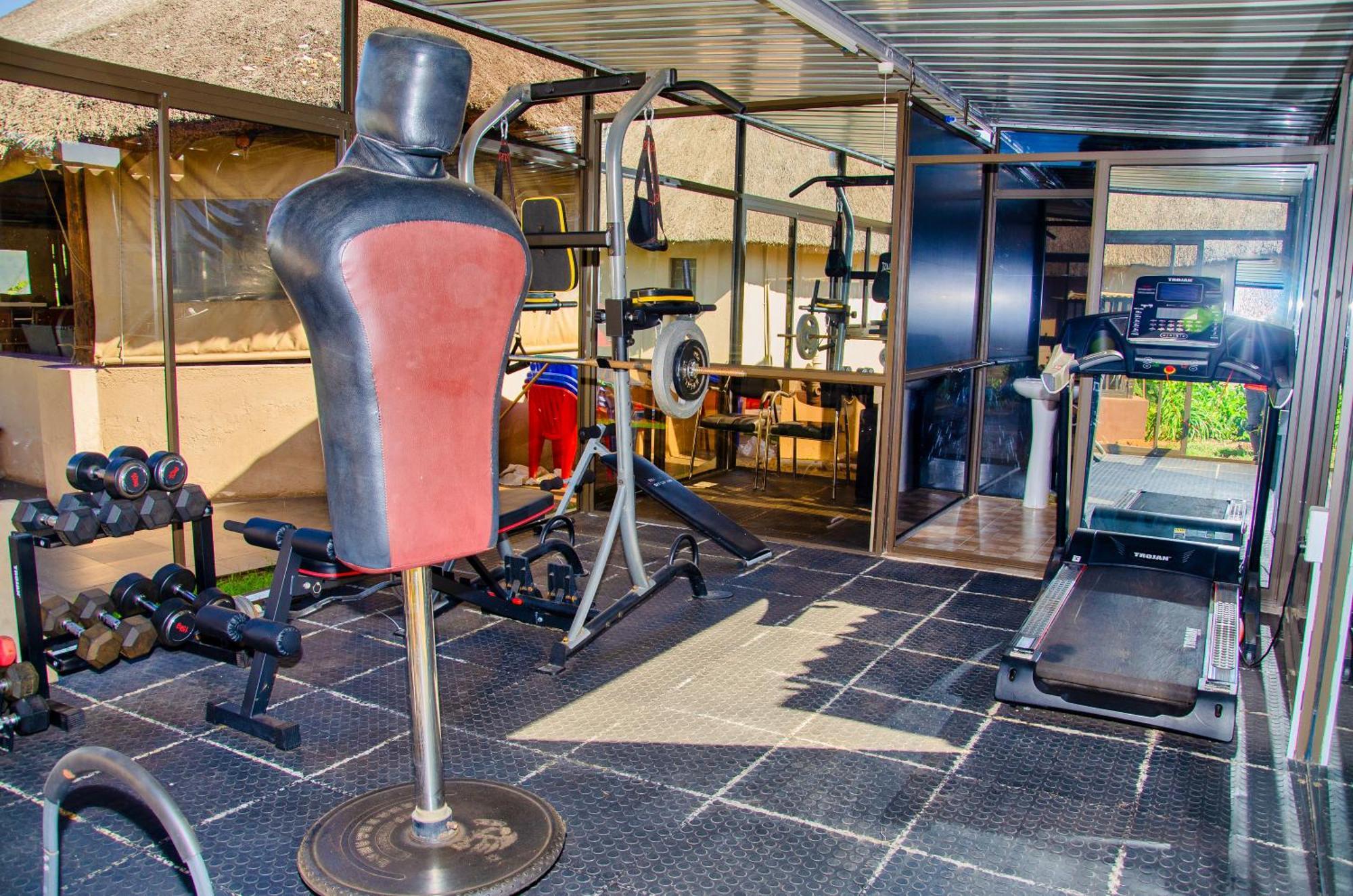 Riverstone Guest Lodge Harare Esterno foto