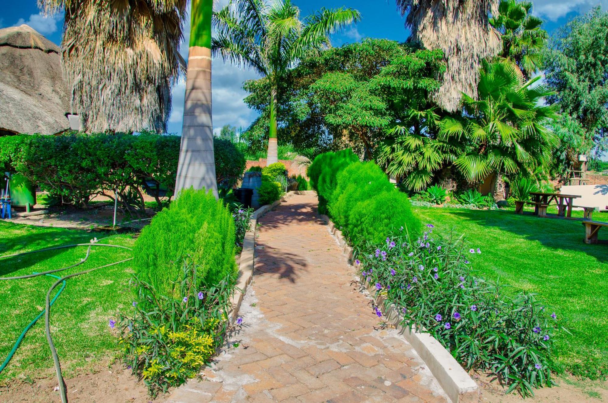 Riverstone Guest Lodge Harare Esterno foto