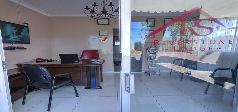 Riverstone Guest Lodge Harare Esterno foto