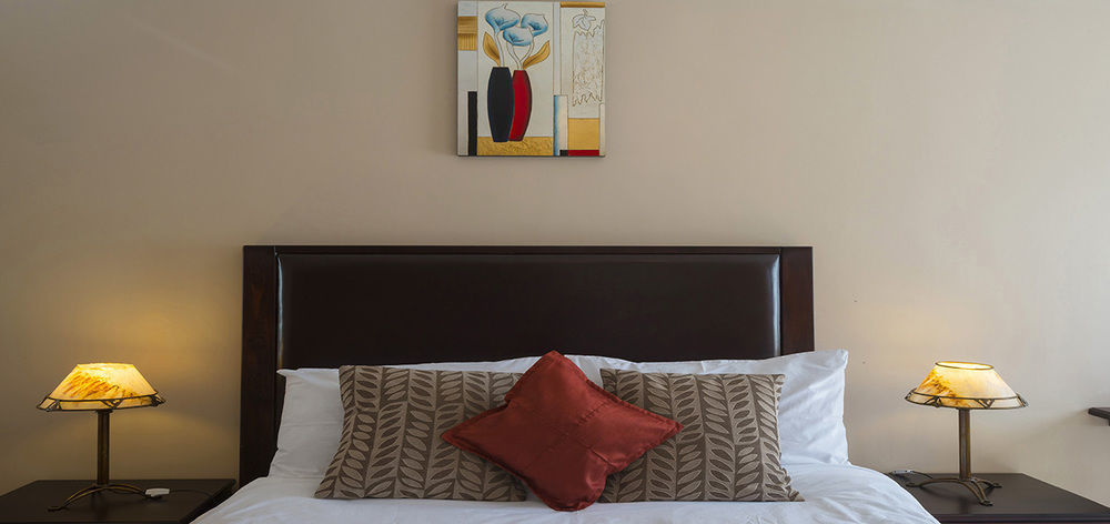 Riverstone Guest Lodge Harare Esterno foto