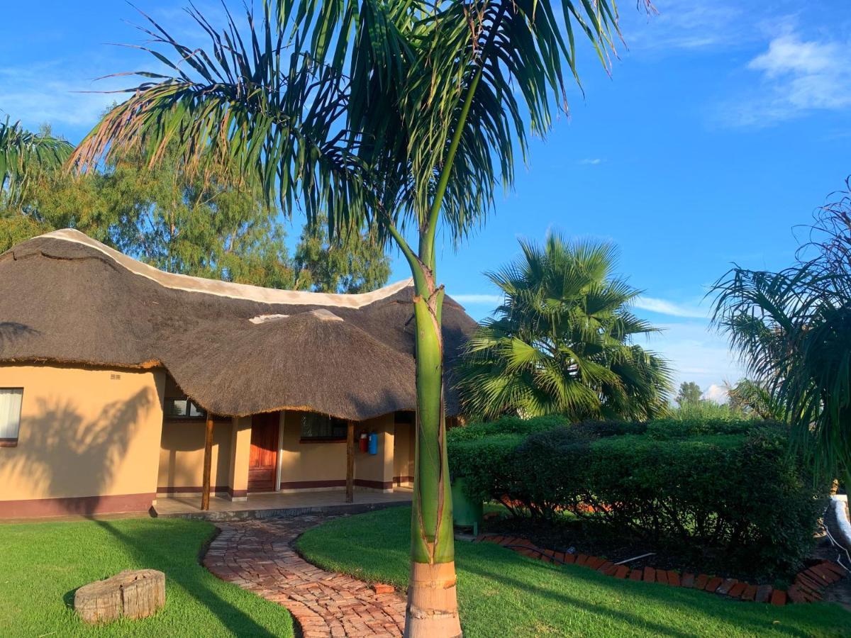 Riverstone Guest Lodge Harare Esterno foto